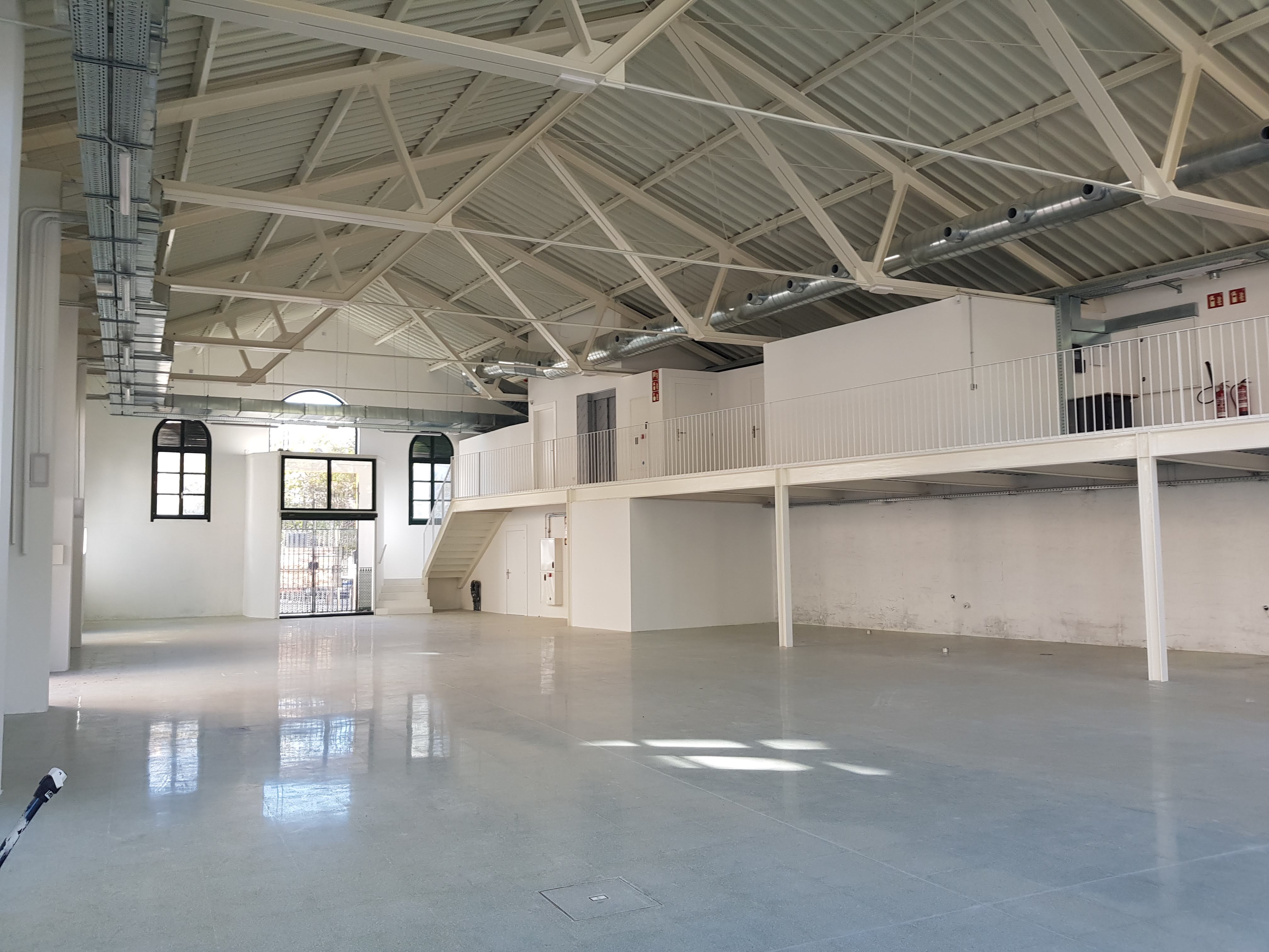 Interior del Mercat de la Vila