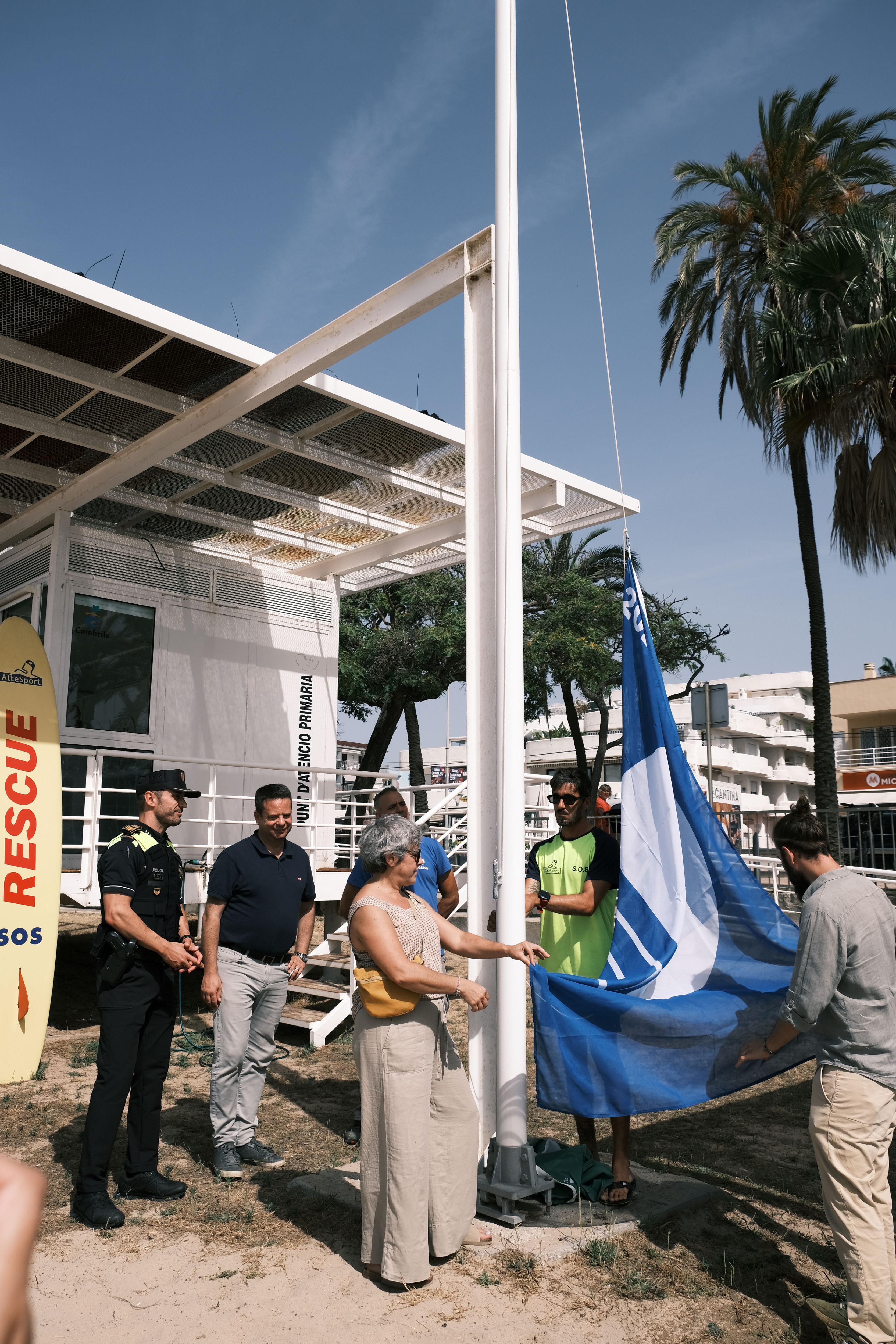 Hissada de la bandera blava