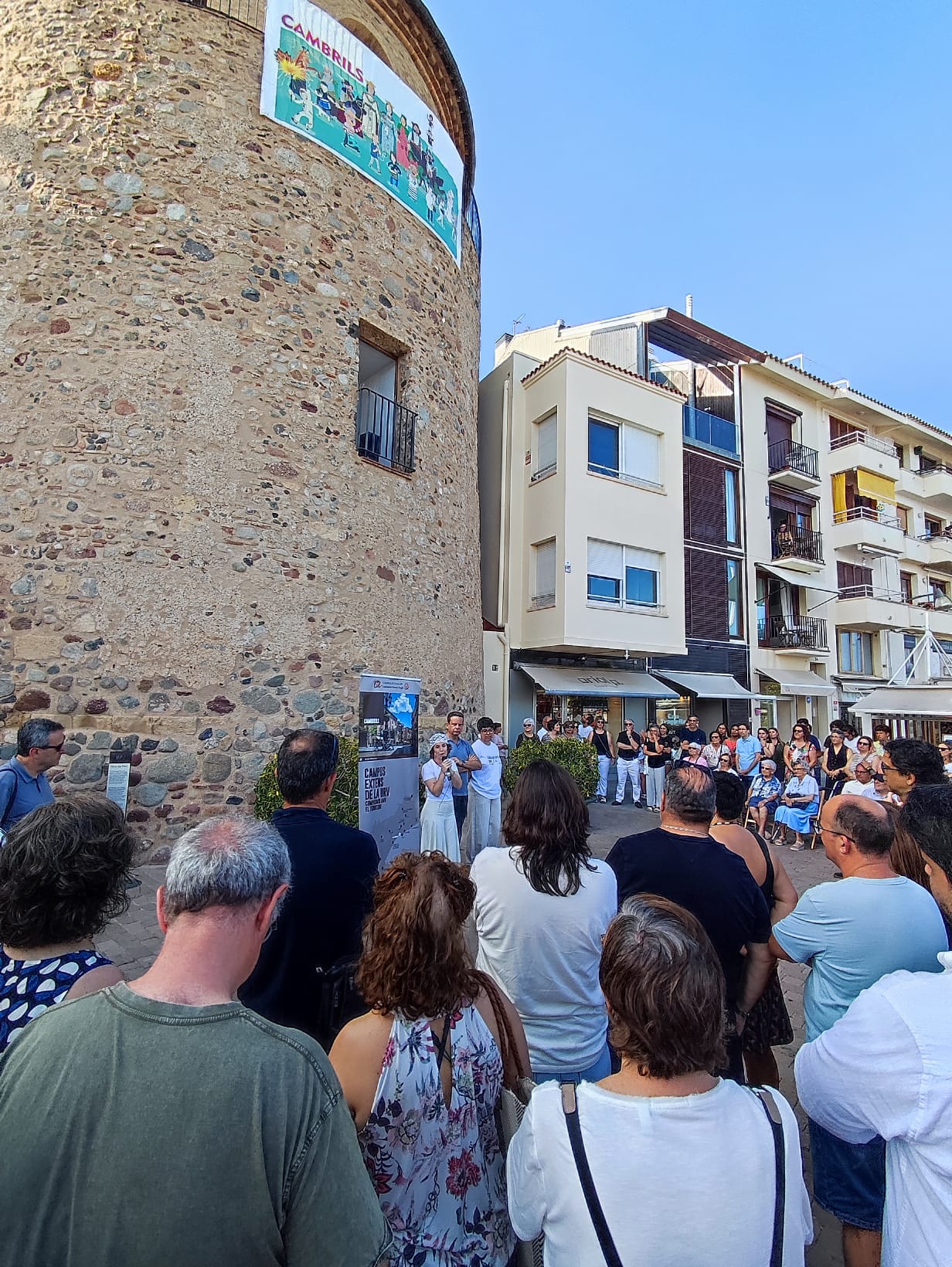 Inauguració de l'exposició immersiva del projecte Buscar l'Agulla