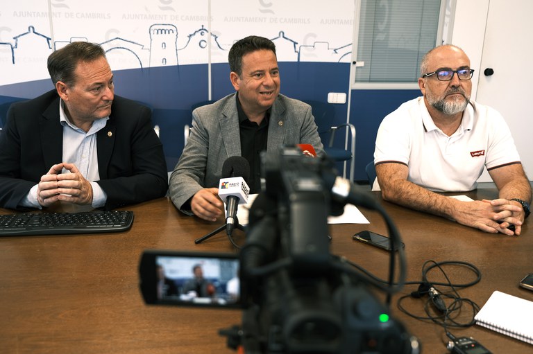 Cambrils rebaixa la pressió fiscal bonificant l’IBI i l’impost de vehicles.