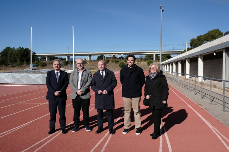 El delegat del Govern visita Cambrils amb motiu de les subvencions per a la millora i ampliació de les instal·lacions esportives.