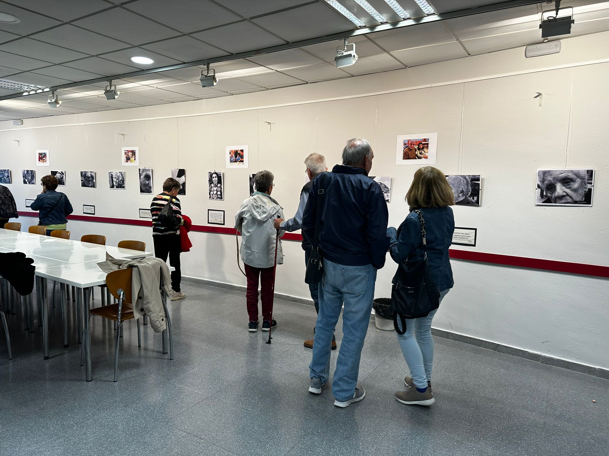 Inauguració de l'exposició "Els avis i àvies, que savis i sàvies"
