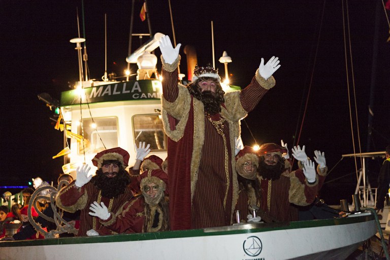 Els tres Reis d’Orient naveguen rumb a Cambrils .
