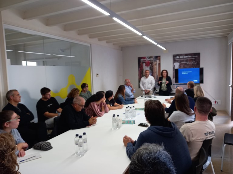 Reunió amb possibles paradistes