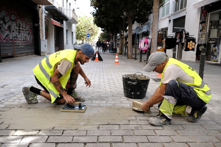 L’Ajuntament de Cambrils inicia les obres de millora dels carrers de Lepant, Narcís Monturiol i Miquel Planas.