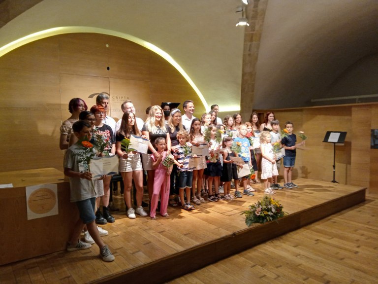 L’Ajuntament de Cambrils lliura els Premis Martí i Pol de poesia i Vázquez Montalbán de prosa.