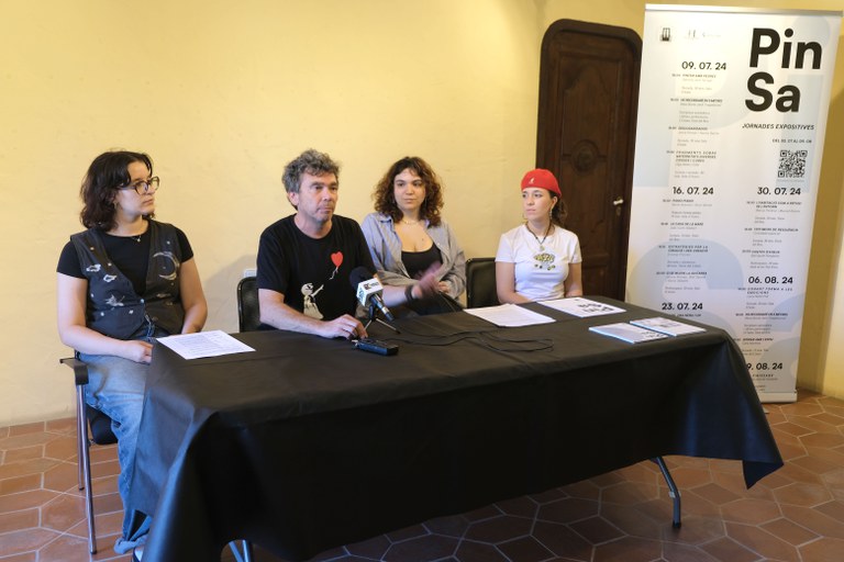 Les jornades expositives Pinsa uneixen l’art emergent amb el patrimoni històric de Cambrils.