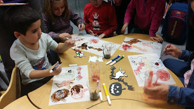 "2015-10-28-taller-mostruos-biblioteca-cambrils-4.jpg"