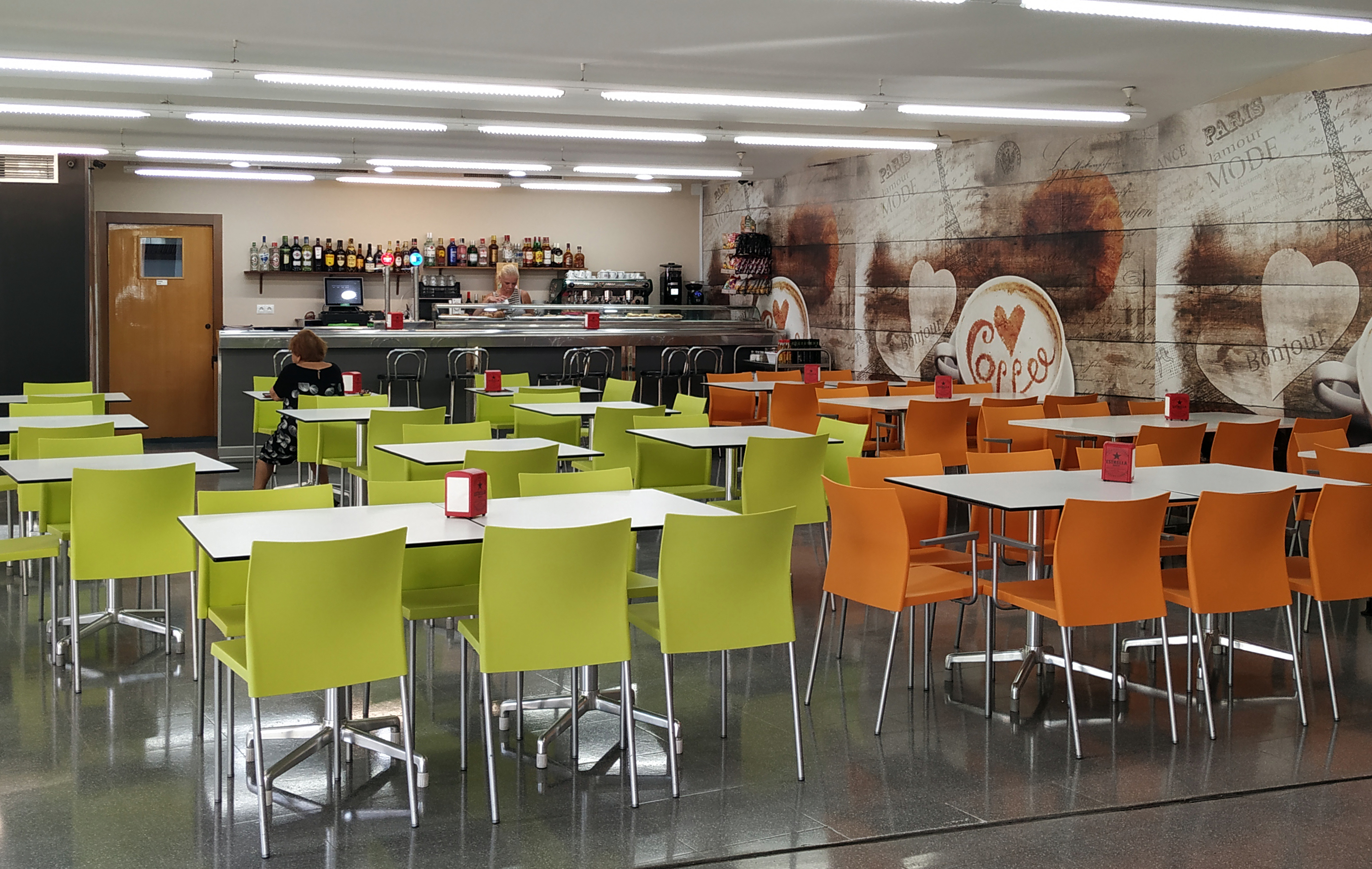 "CAFETERIA 1.jpg"