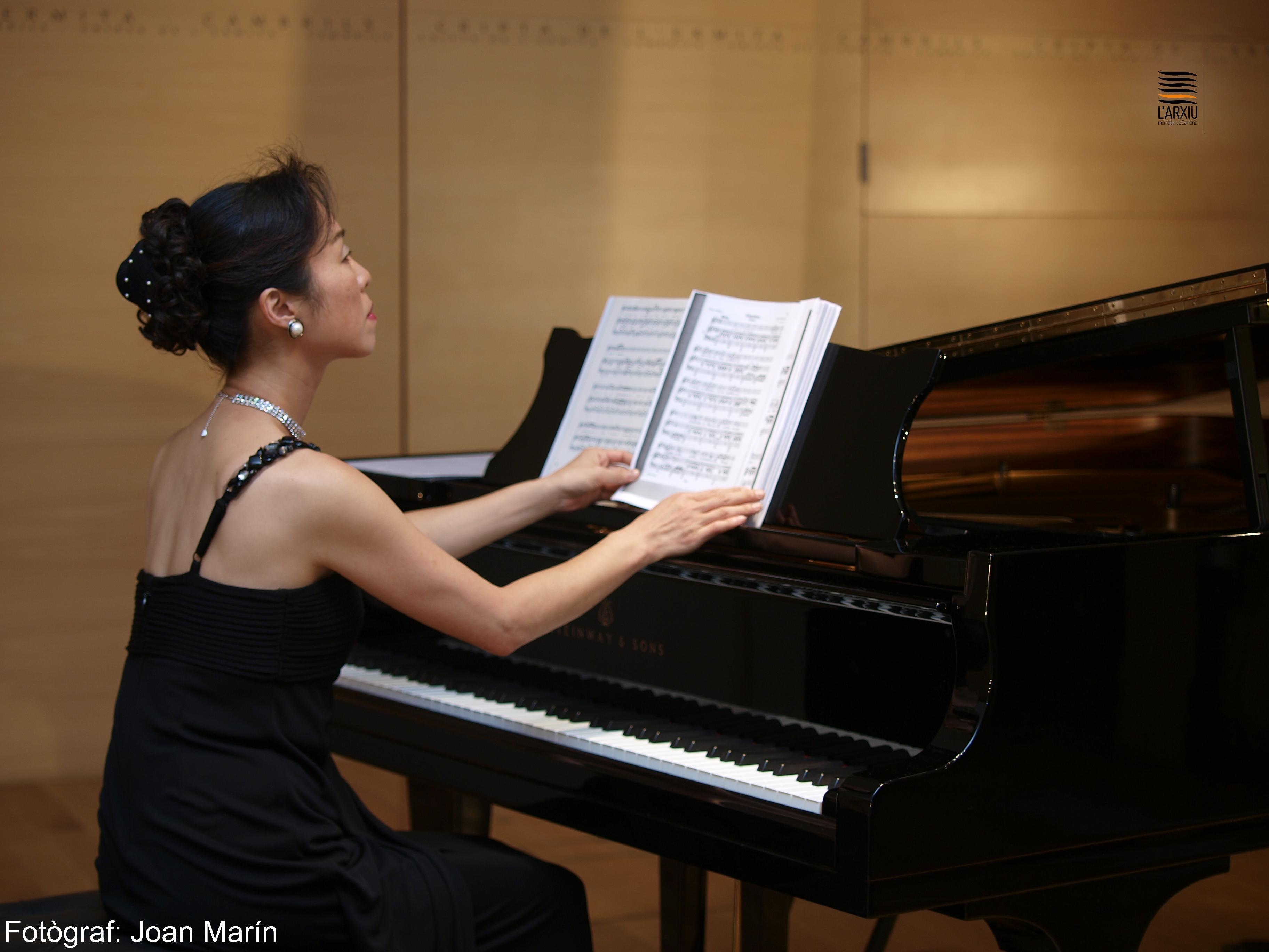 Carlos Cogul, Yoko Suzuki