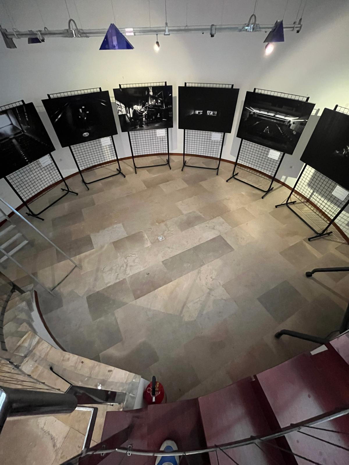 13944-01-02.jpg