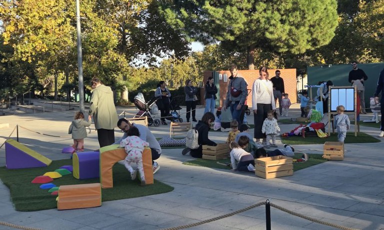 La Xarxa per la Petita Infància organitza una tarda lúdica al parc del Pinaret.